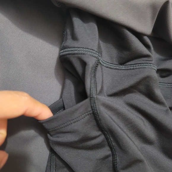 Athleta  Match Point Printed Skort Women's Size M Black/Gray Camo UPF 50+ - Picture 10 of 16